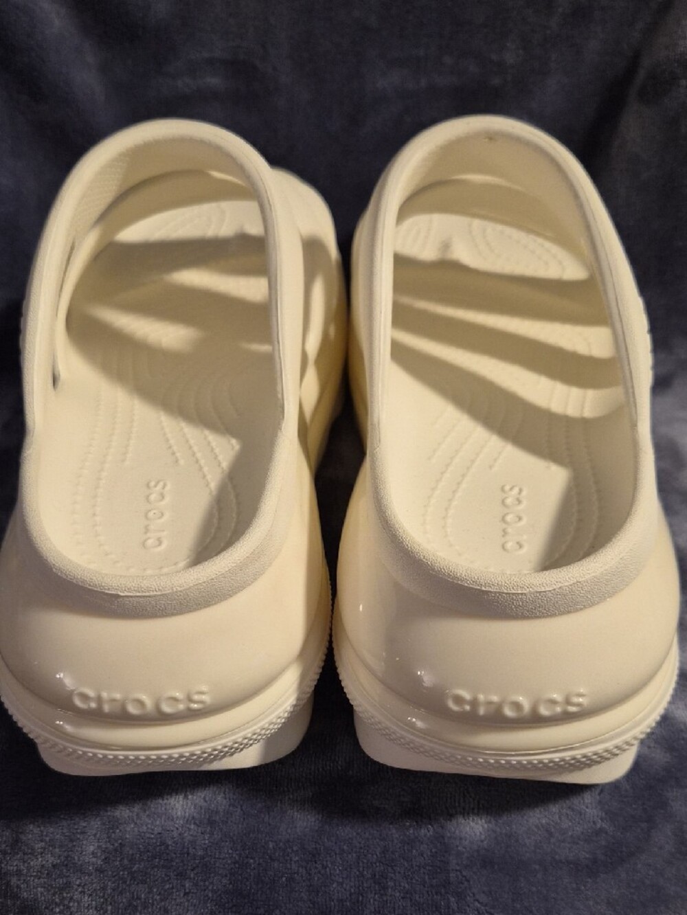 Crocs Womans Mega Crush Triple Strap Chalk White - Picture 4 of 8